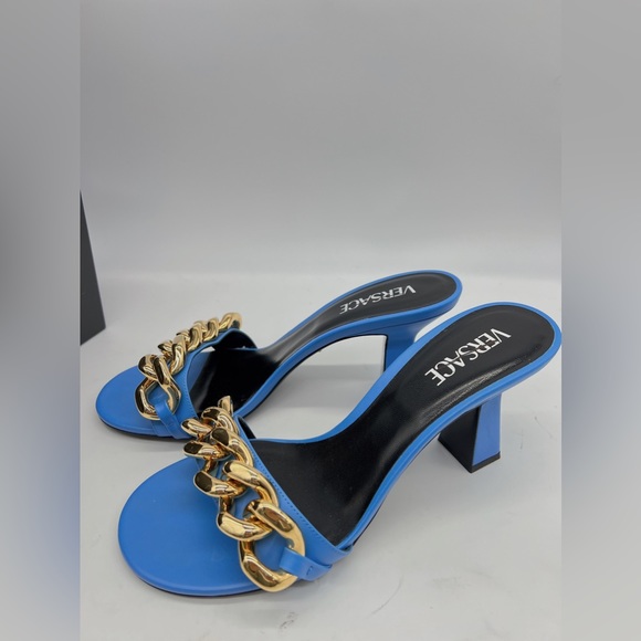 VERSACE Curb LinkBlock Heel Leather Mules - Picture 6 of 14